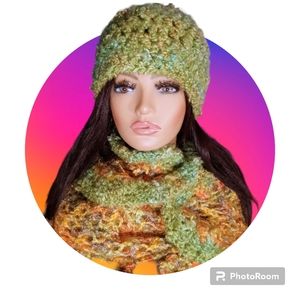 Beautiful multicolor hat and shawl set